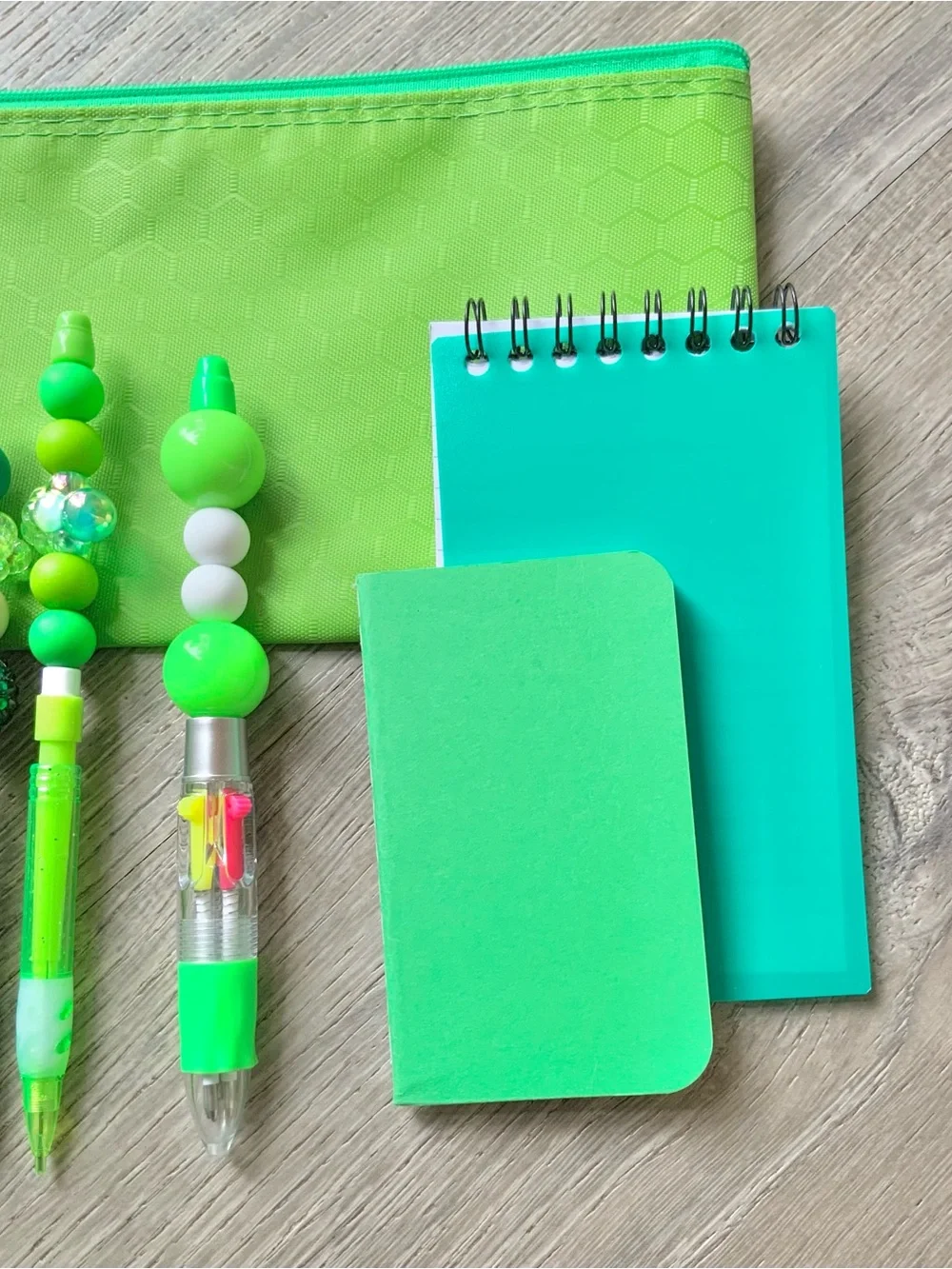 NEW📚 Homemade Crafted Beaded Pens Stationery Set OS